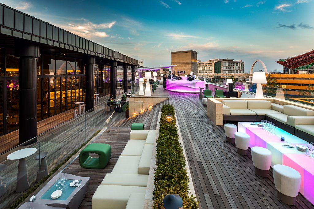 ParadiseCity Rooftop bar – CREID
